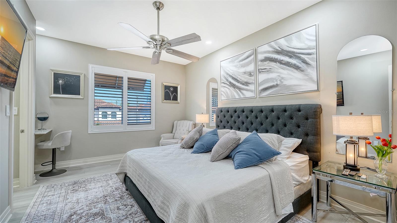 235 COCOANUT AVE #106-B, SARASOTA, FL, 34236