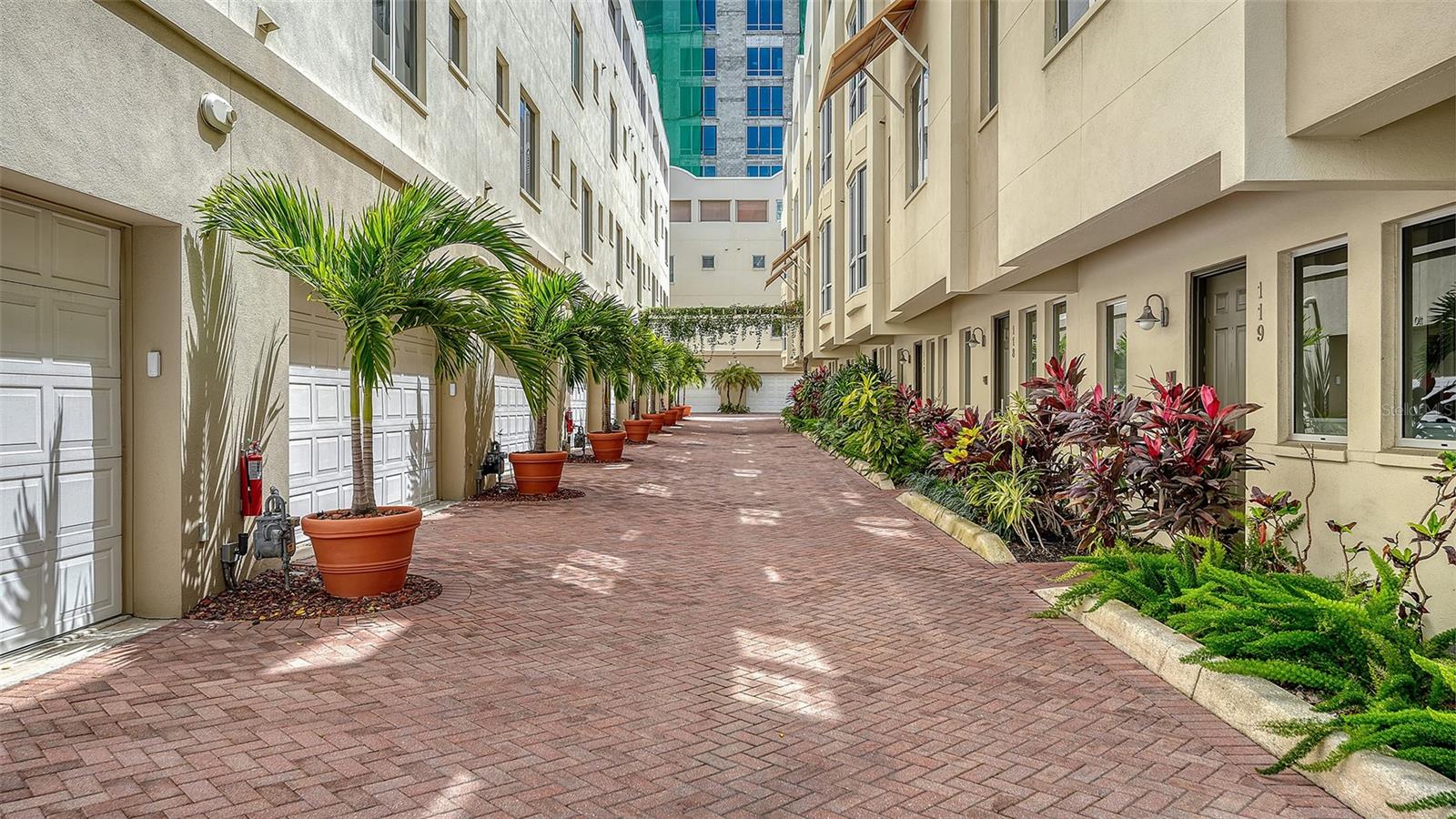 235 COCOANUT AVE #106-B, SARASOTA, FL, 34236
