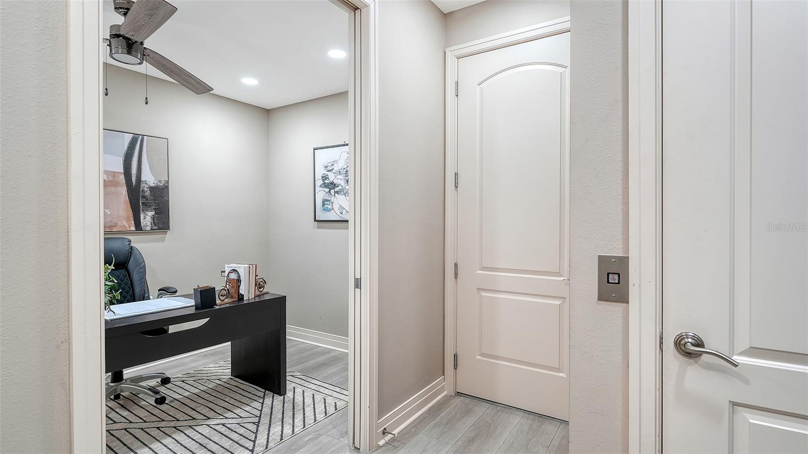 235 COCOANUT AVE #106-B, SARASOTA, FL, 34236