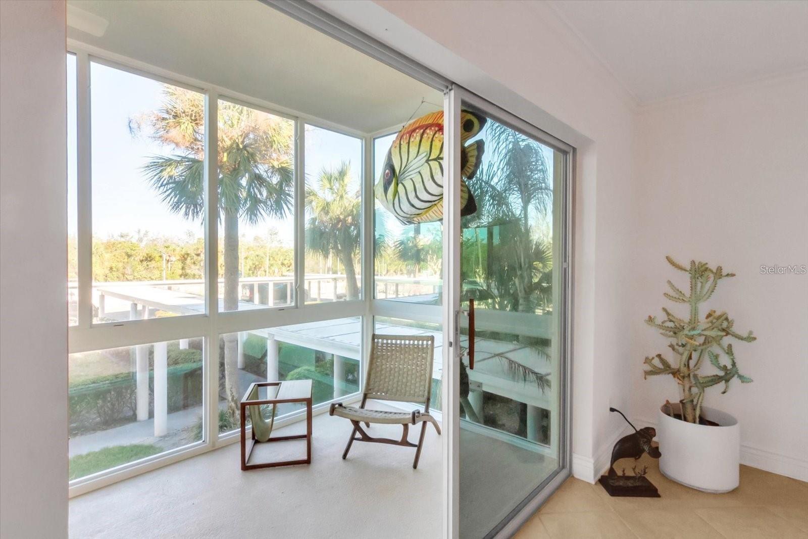 2100 BENJAMIN FRANKLIN DR #203, SARASOTA, FL, 34236