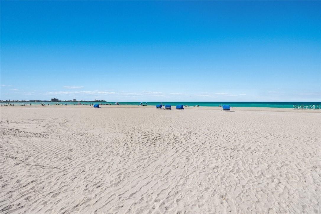 2100 BENJAMIN FRANKLIN DR #203, SARASOTA, FL, 34236