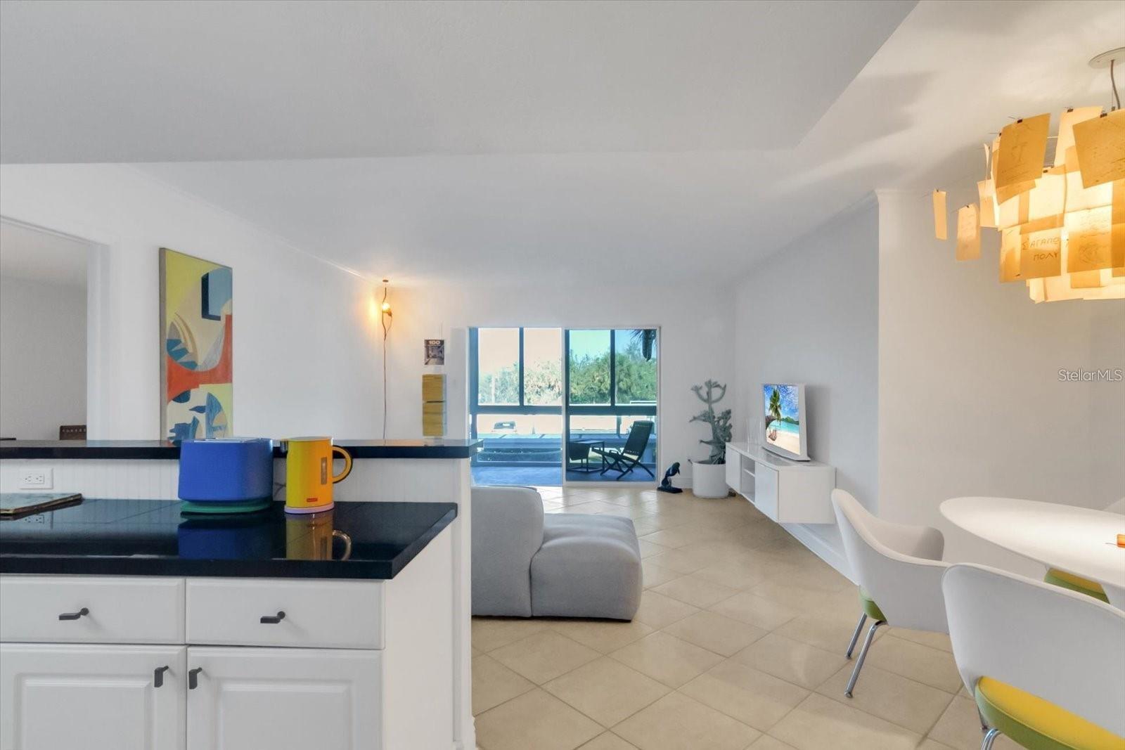 2100 BENJAMIN FRANKLIN DR #203, SARASOTA, FL, 34236