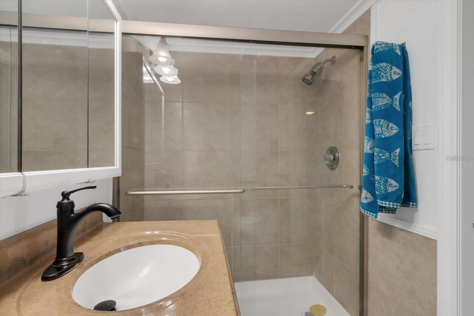2100 BENJAMIN FRANKLIN DR #203, SARASOTA, FL, 34236