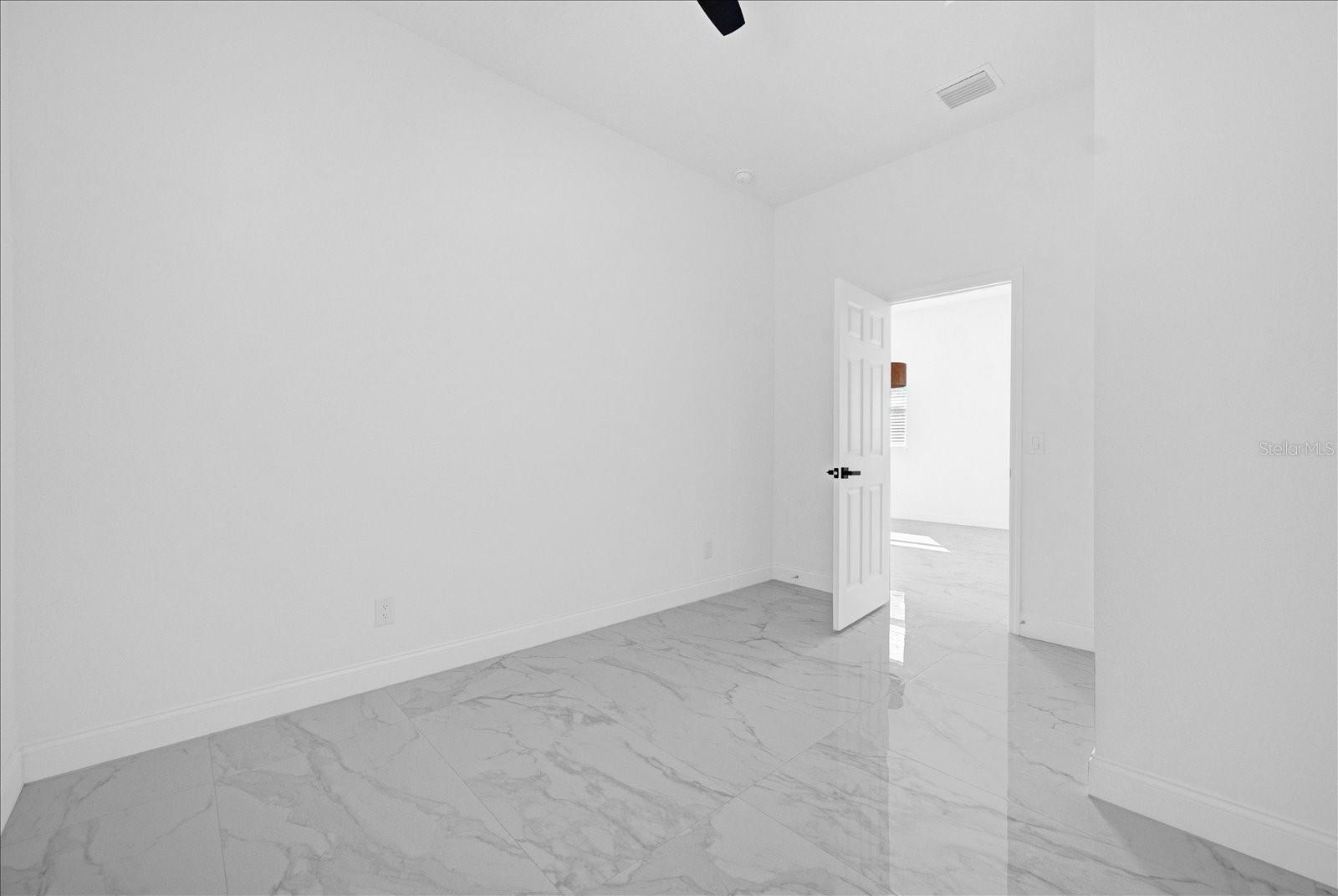 600 N LAKEWOOD AVE, OCOEE, FL, 34761