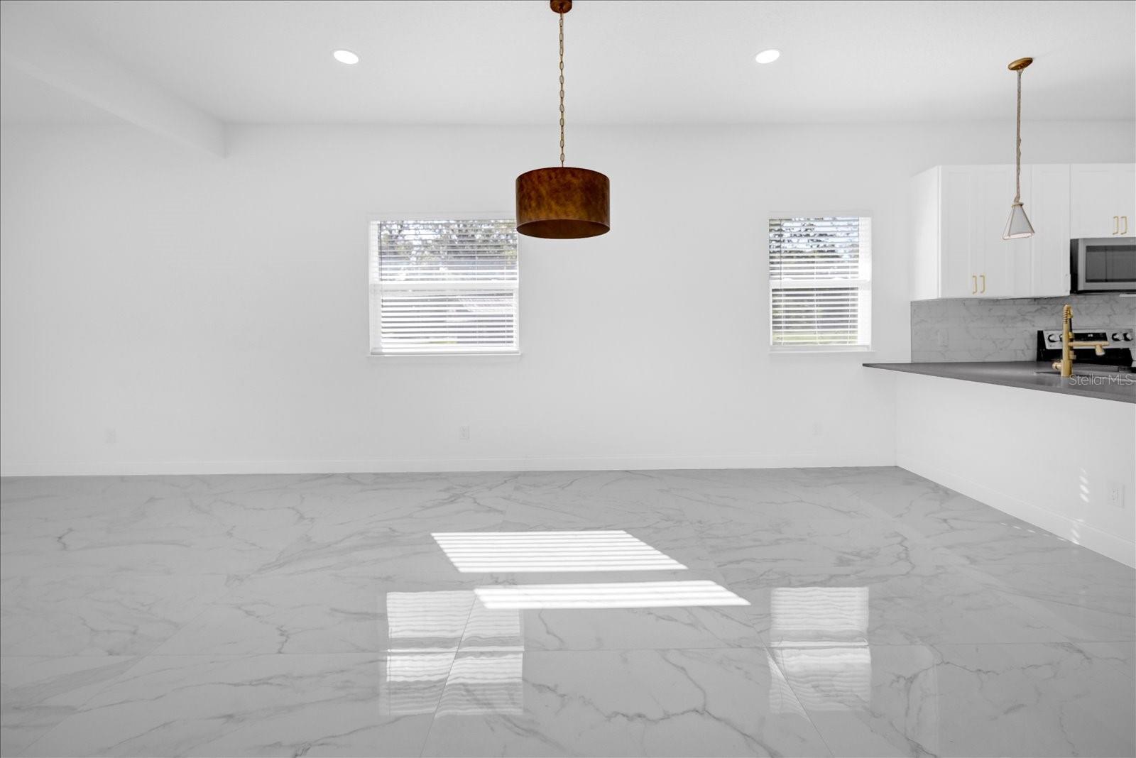 600 N LAKEWOOD AVE, OCOEE, FL, 34761