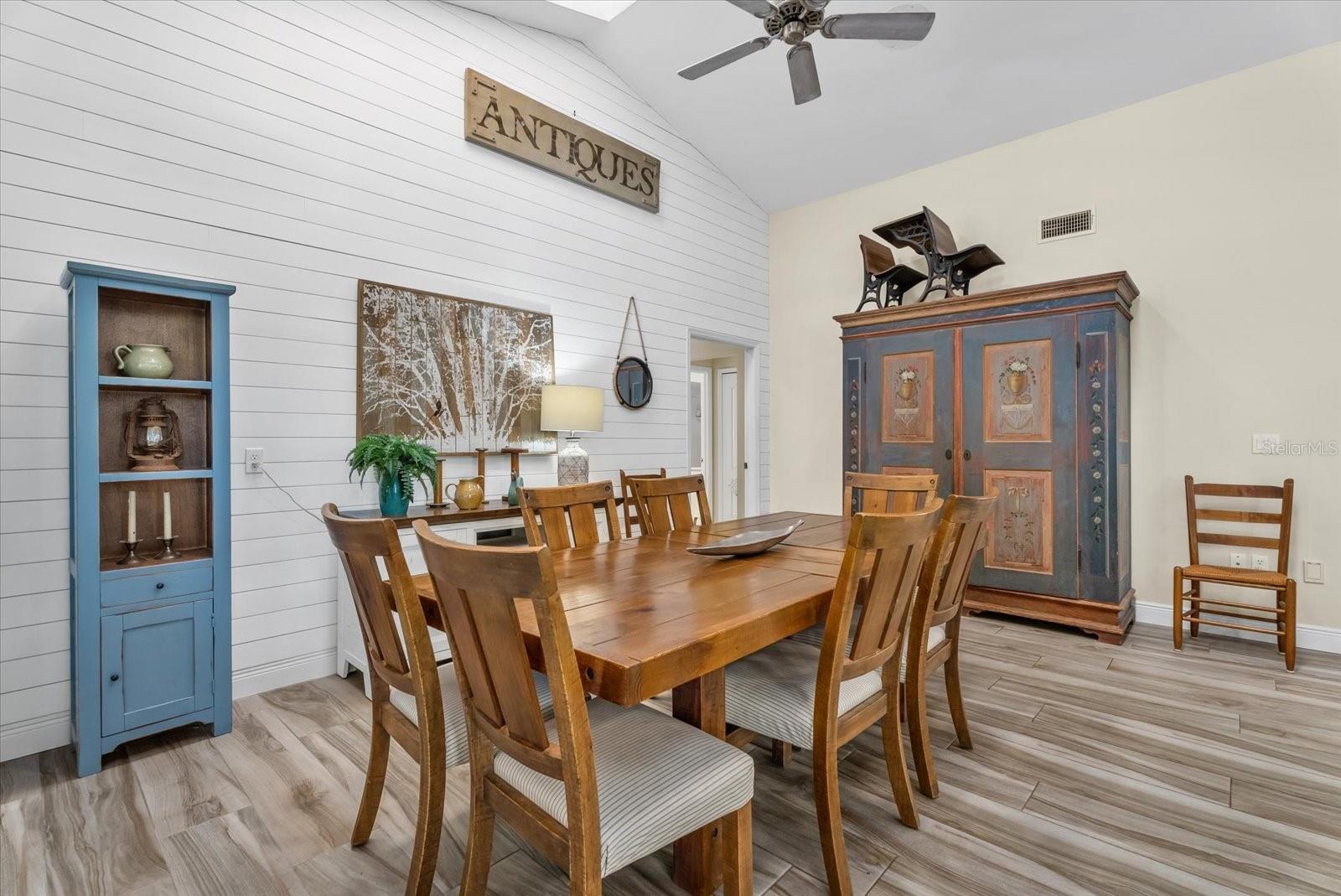550 SILK OAK DR, VENICE, FL, 34293