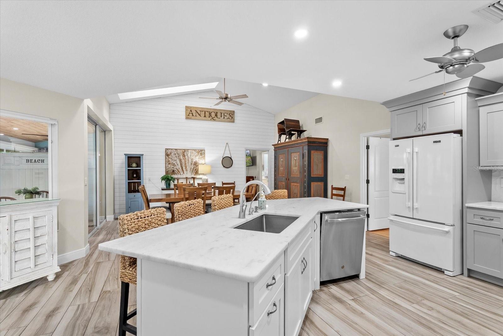 550 SILK OAK DR, VENICE, FL, 34293