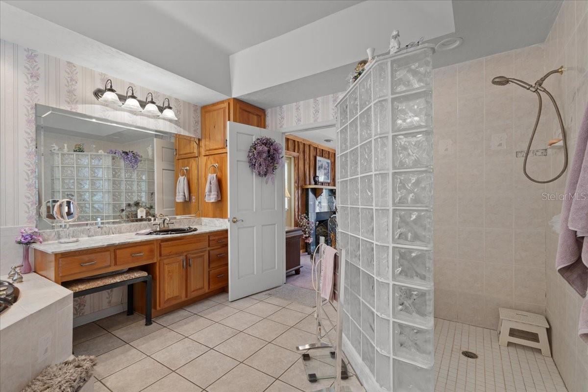 124 NE 824TH ST, OLD TOWN, FL, 32680