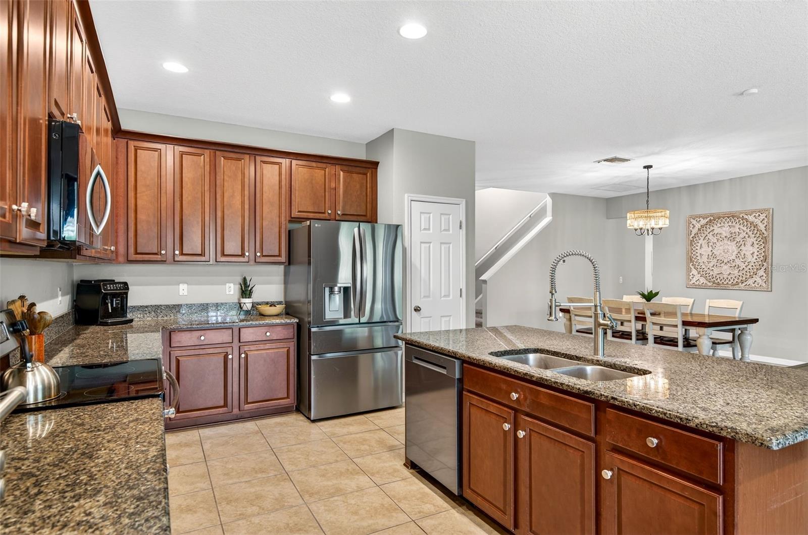 8060 ROMA DUNE DR, WESLEY CHAPEL, FL, 33545