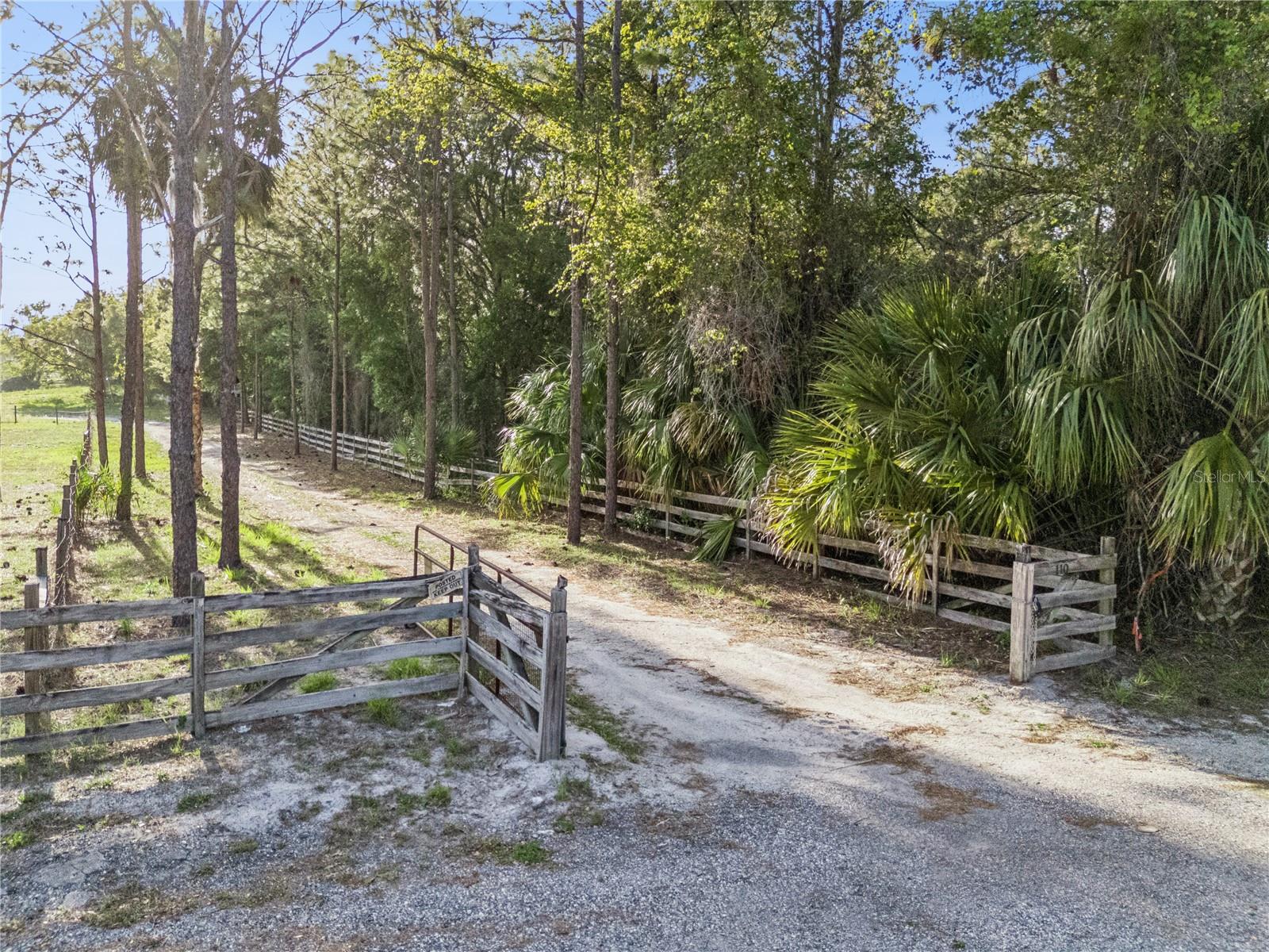 110 WILD HORSE RUN, DELTONA, FL, 32738
