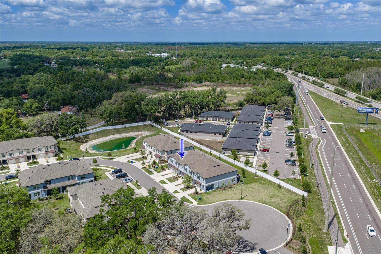 Convenient to 54 and all Shopping and Access to 75