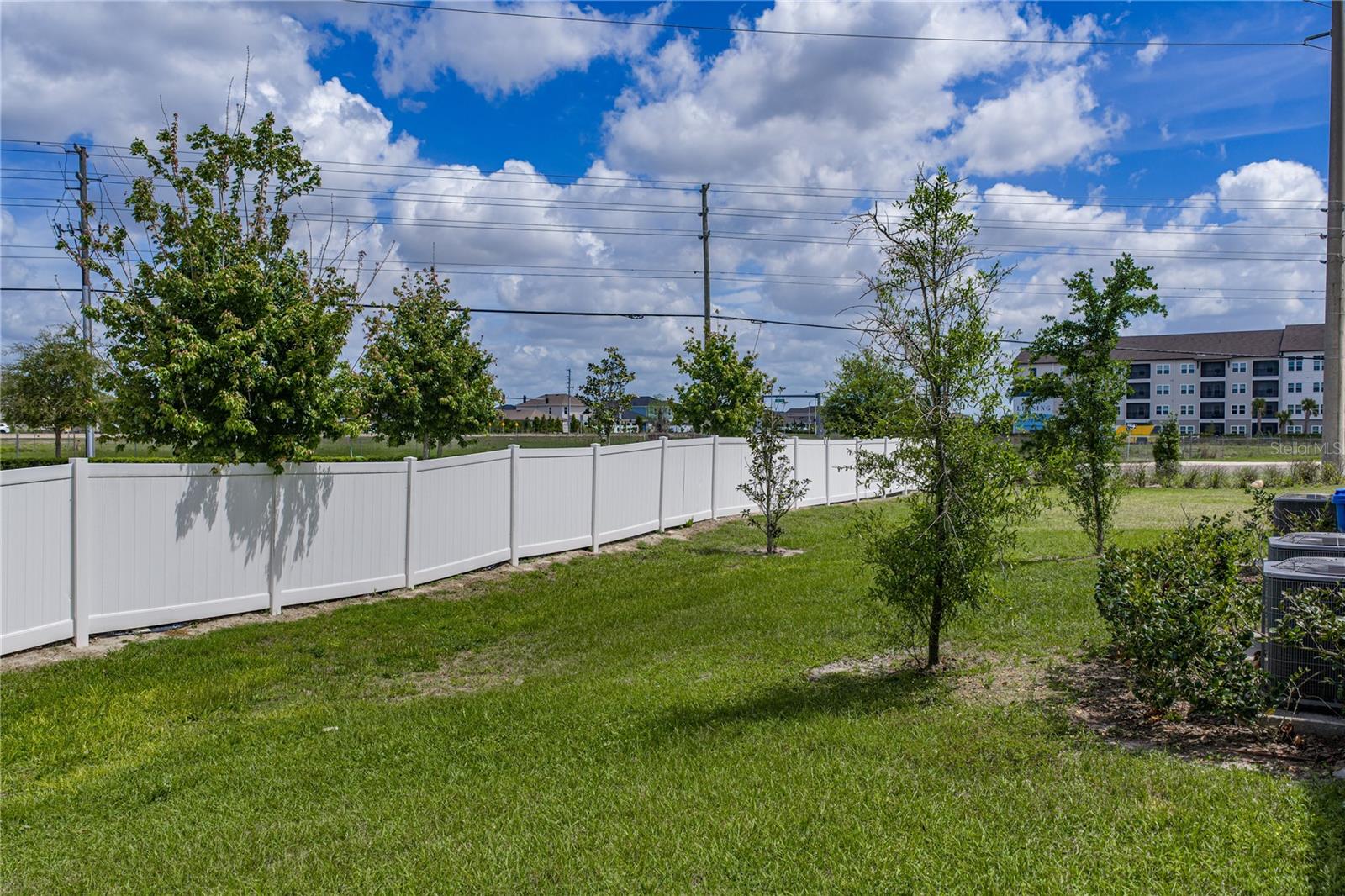 Large Back Yard Space and Open Green Area
