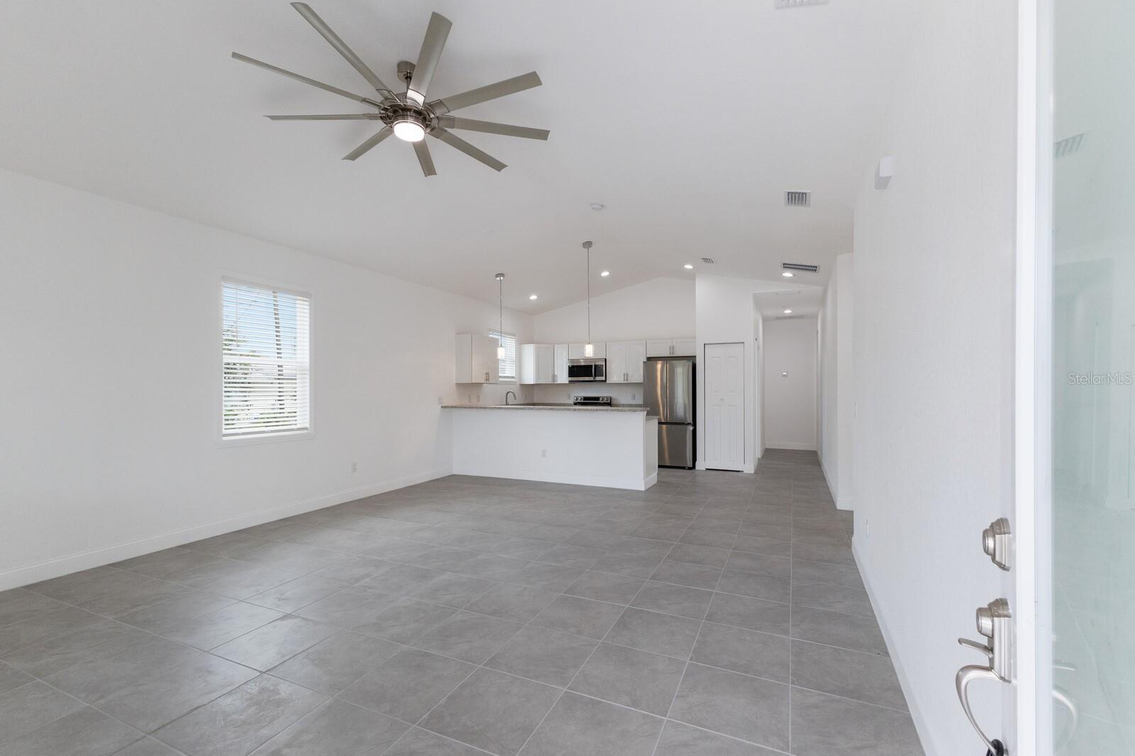 520 12TH AVE W, BRADENTON, FL, 34205