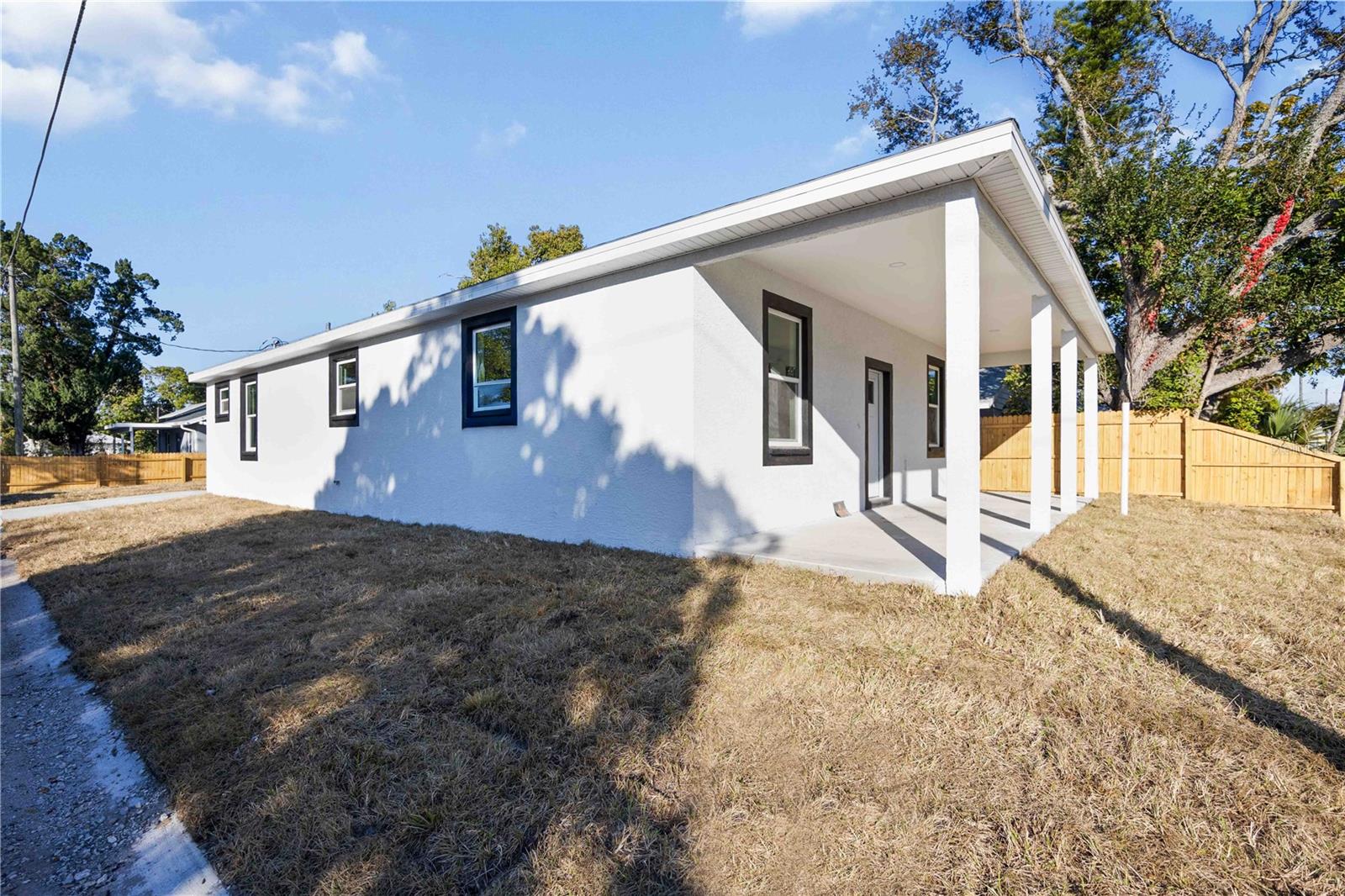 520 12TH AVE W, BRADENTON, FL, 34205