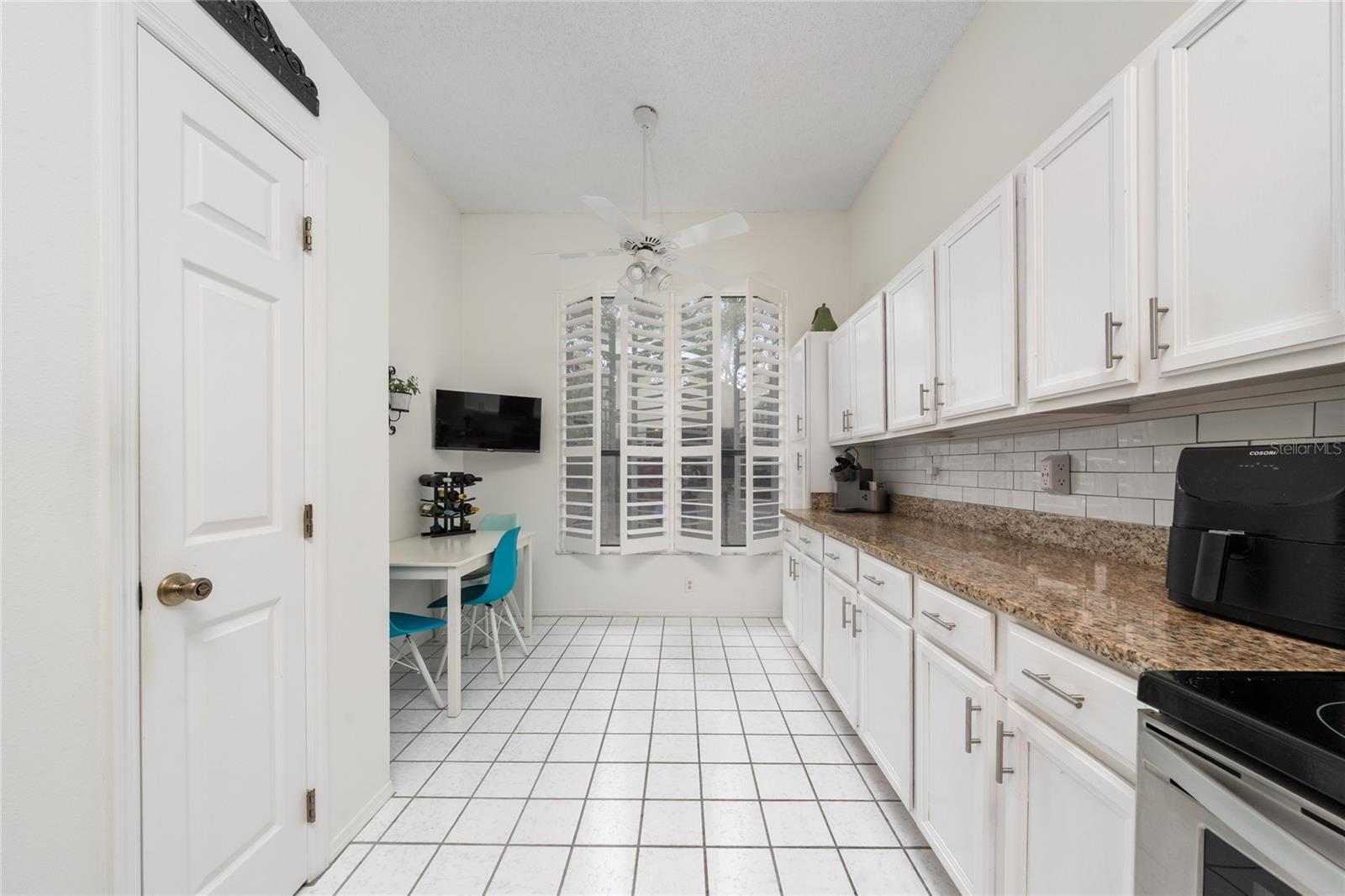 703 SWAN LN, ALTAMONTE SPRINGS, FL, 32701