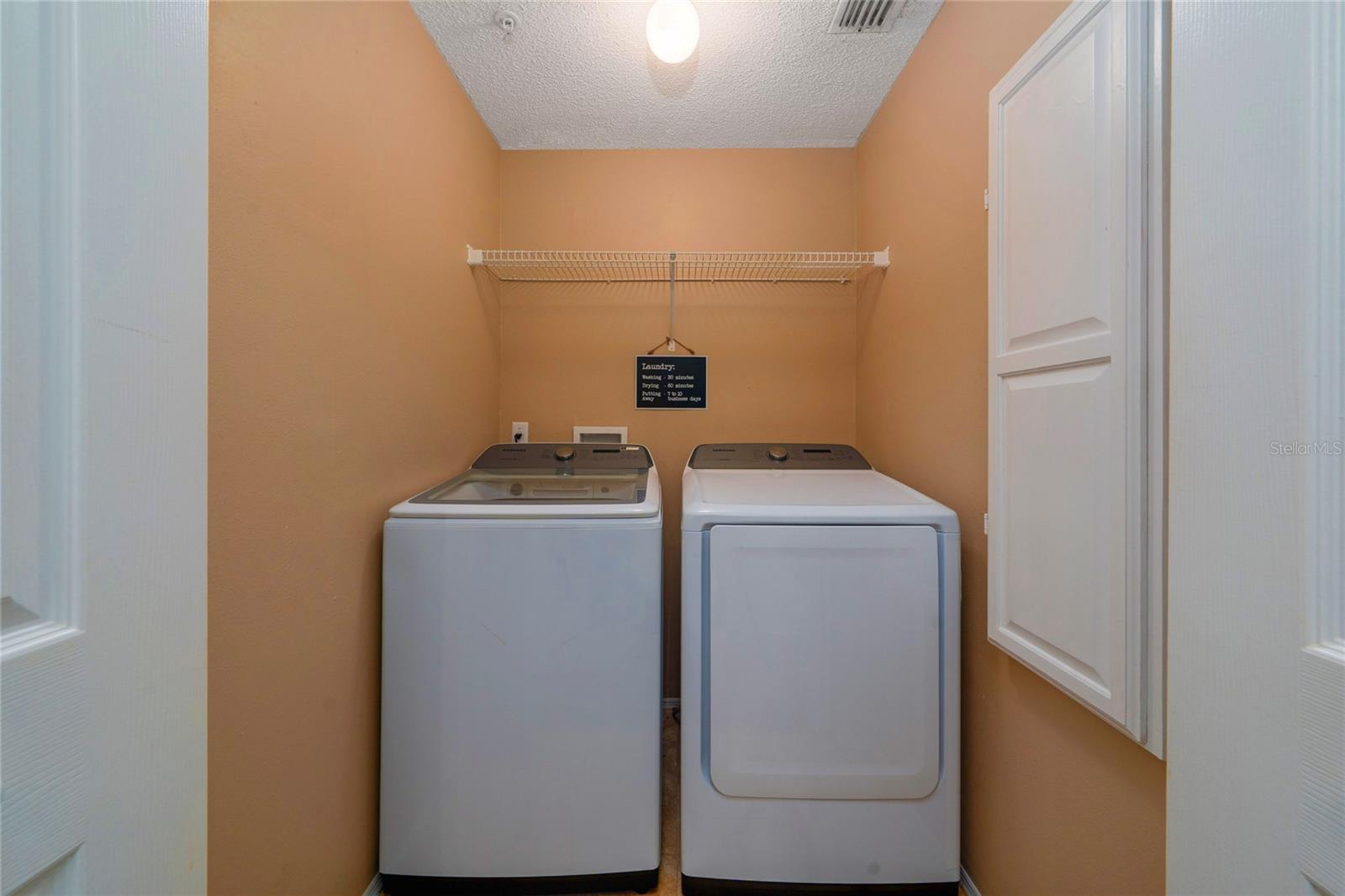 703 SWAN LN, ALTAMONTE SPRINGS, FL, 32701