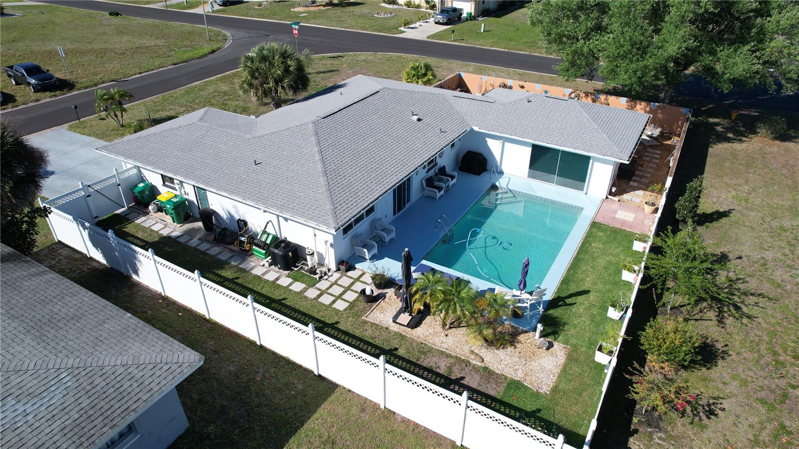2 GOLFVIEW RD, ROTONDA WEST, FL, 33947