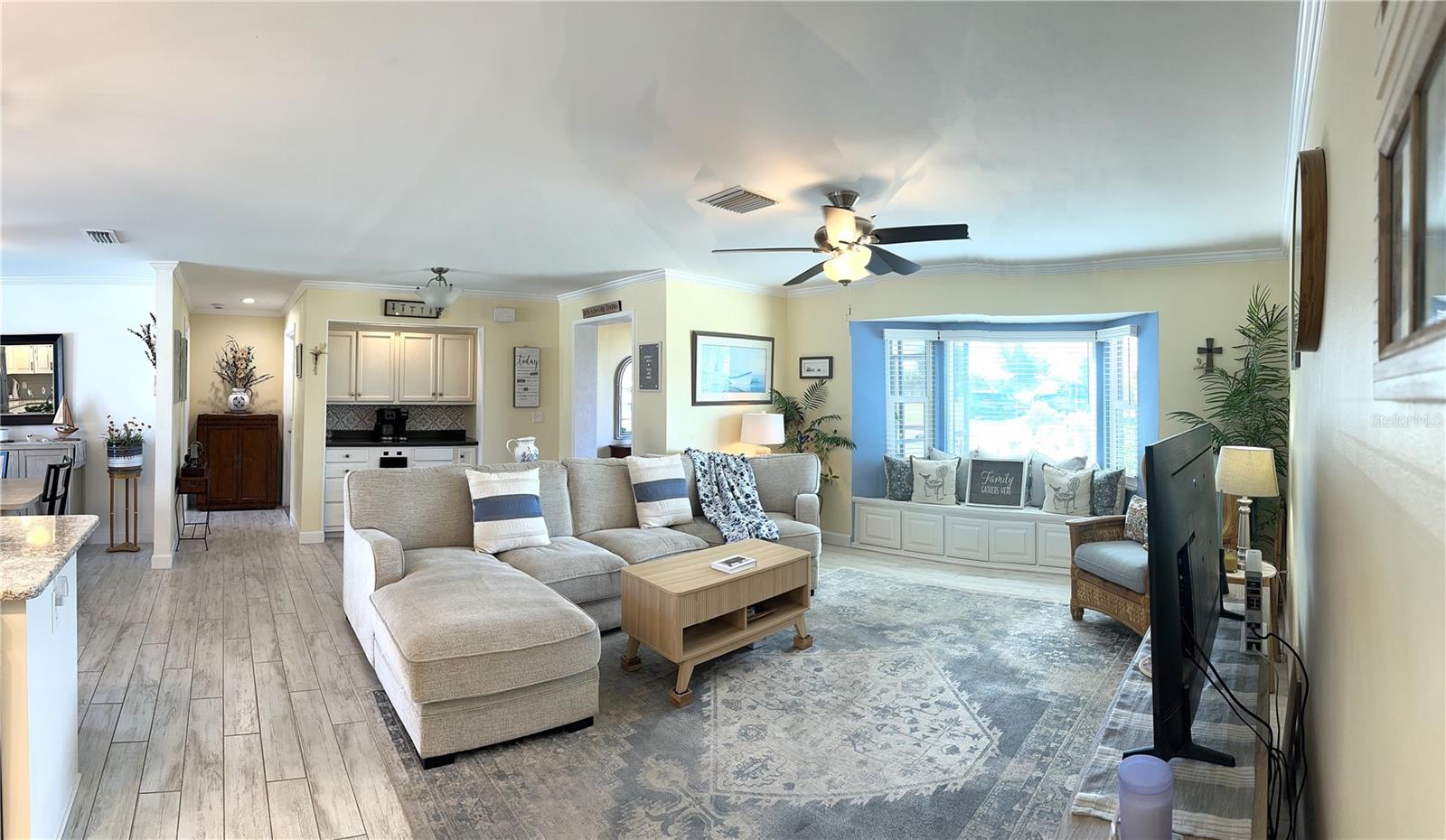 2 GOLFVIEW RD, ROTONDA WEST, FL, 33947