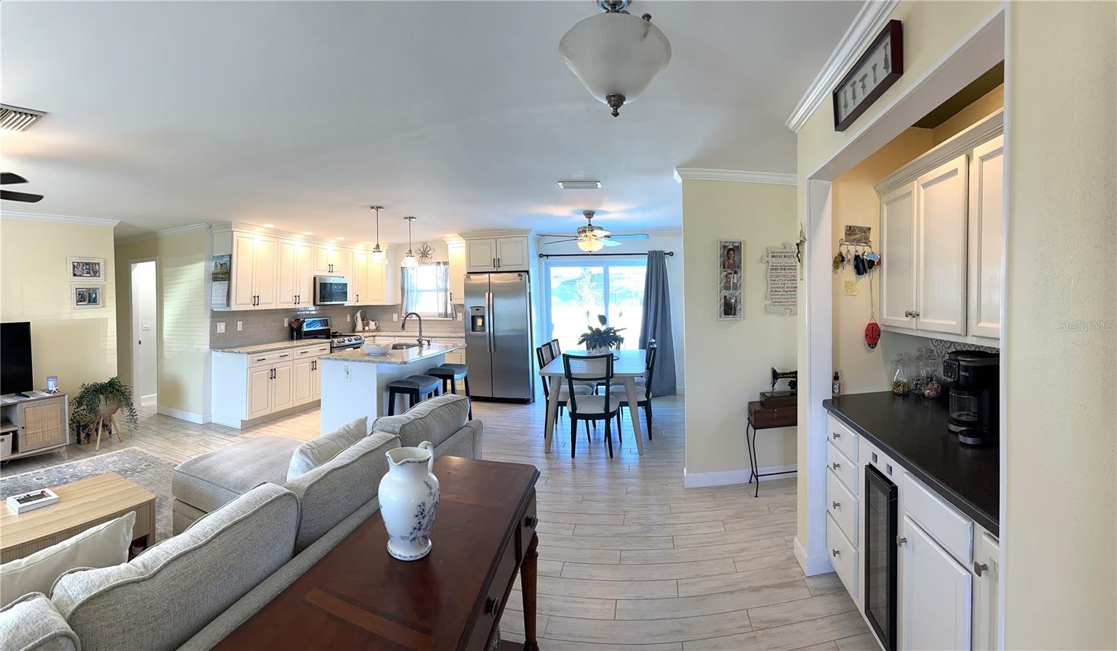 2 GOLFVIEW RD, ROTONDA WEST, FL, 33947
