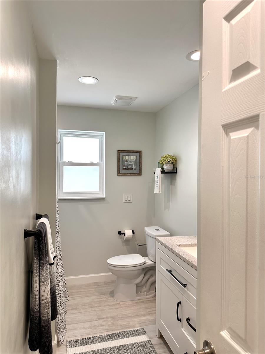 2 GOLFVIEW RD, ROTONDA WEST, FL, 33947