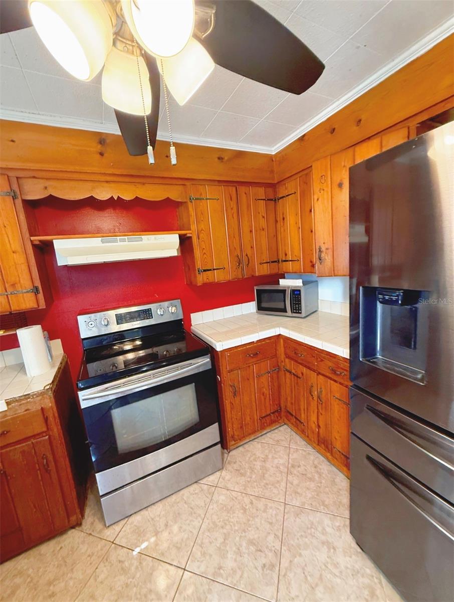 2412 BURNS ST, LAKELAND, FL, 33801