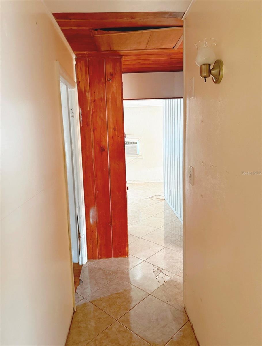 2412 BURNS ST, LAKELAND, FL, 33801