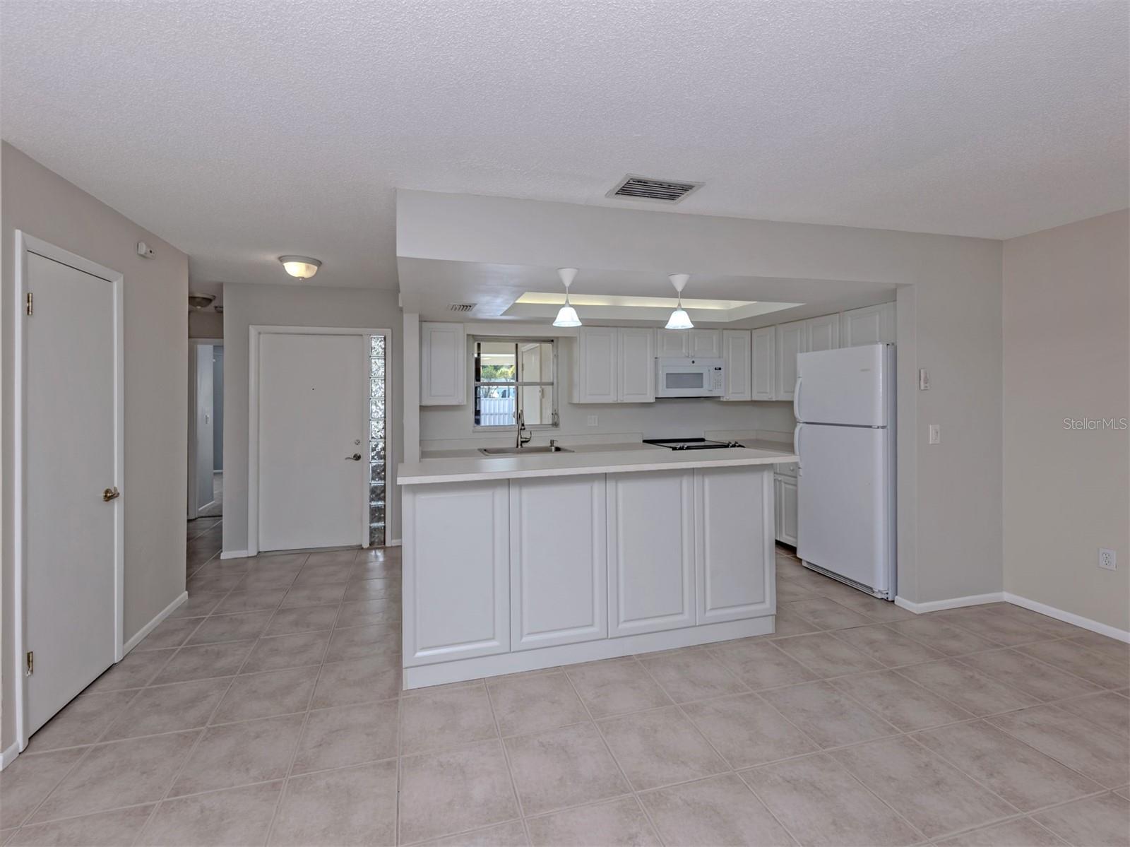 6108 GREEN VIEW DR #143, SARASOTA, FL, 34231