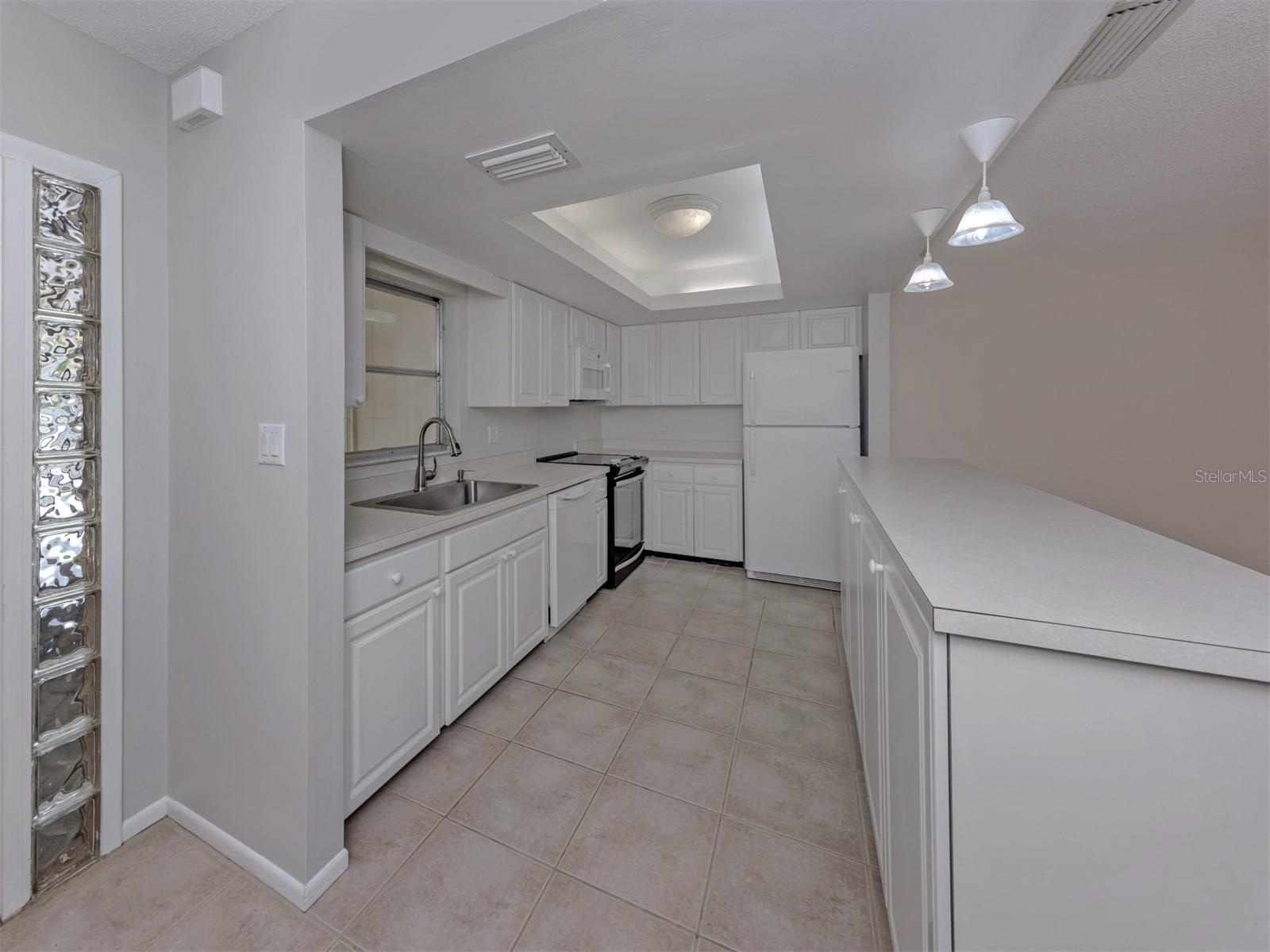 6108 GREEN VIEW DR #143, SARASOTA, FL, 34231
