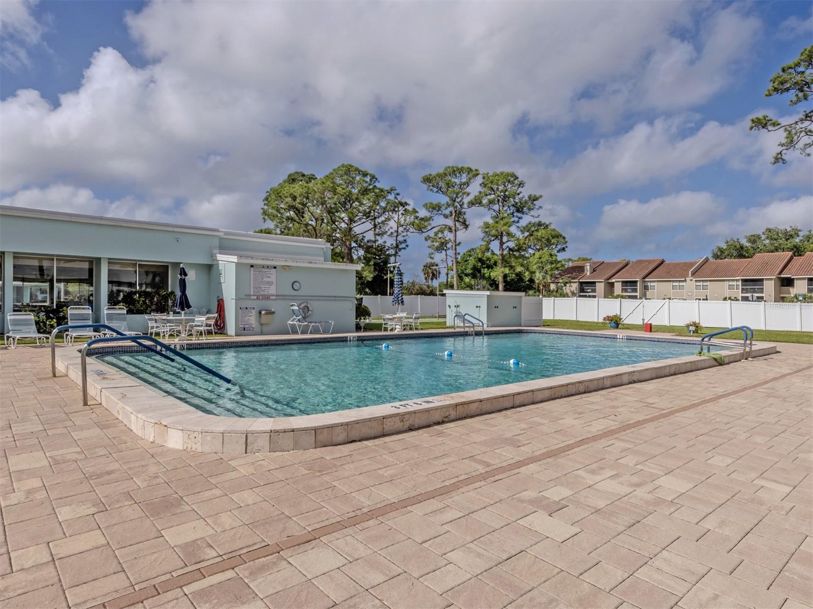 6108 GREEN VIEW DR #143, SARASOTA, FL, 34231
