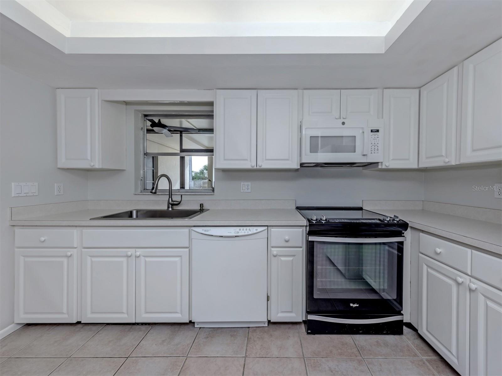 6108 GREEN VIEW DR #143, SARASOTA, FL, 34231