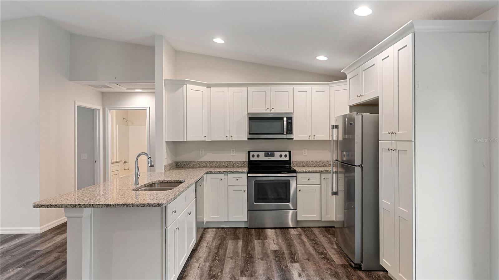 296 OAK LANE TRAK, OCALA, FL, 34472