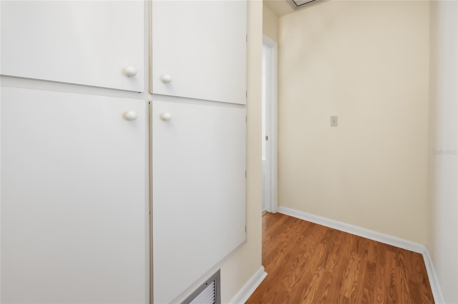 1352 ERROL PKWY, APOPKA, FL, 32712