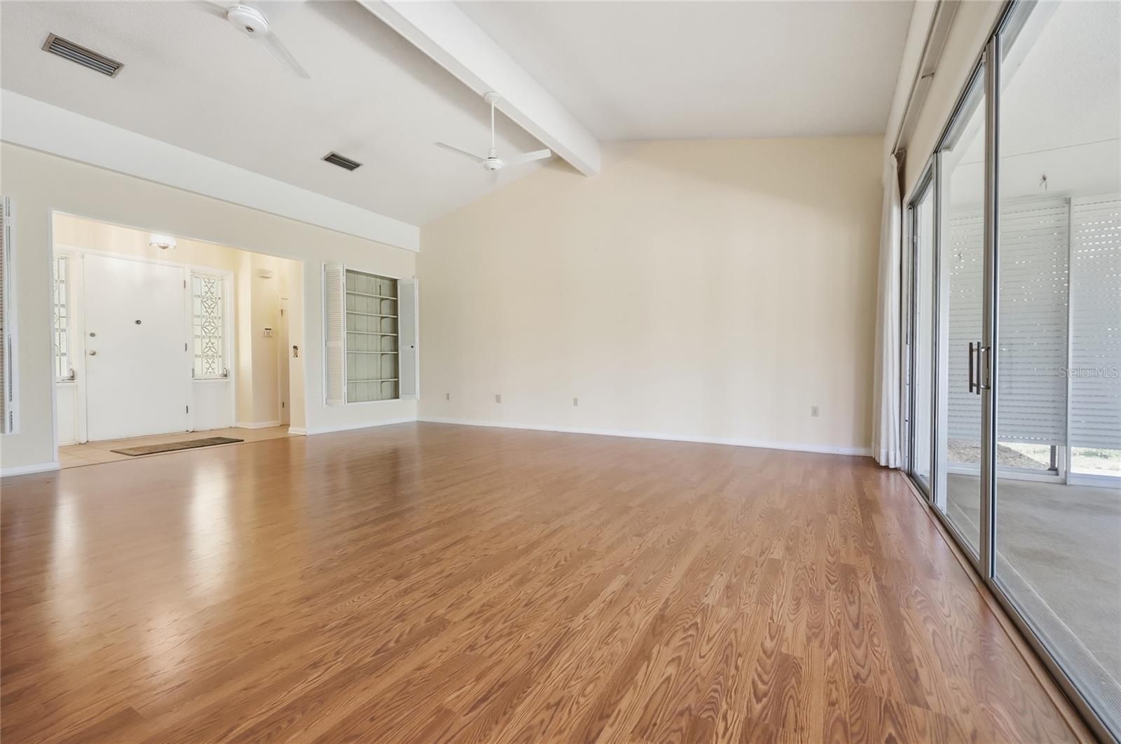 1352 ERROL PKWY, APOPKA, FL, 32712
