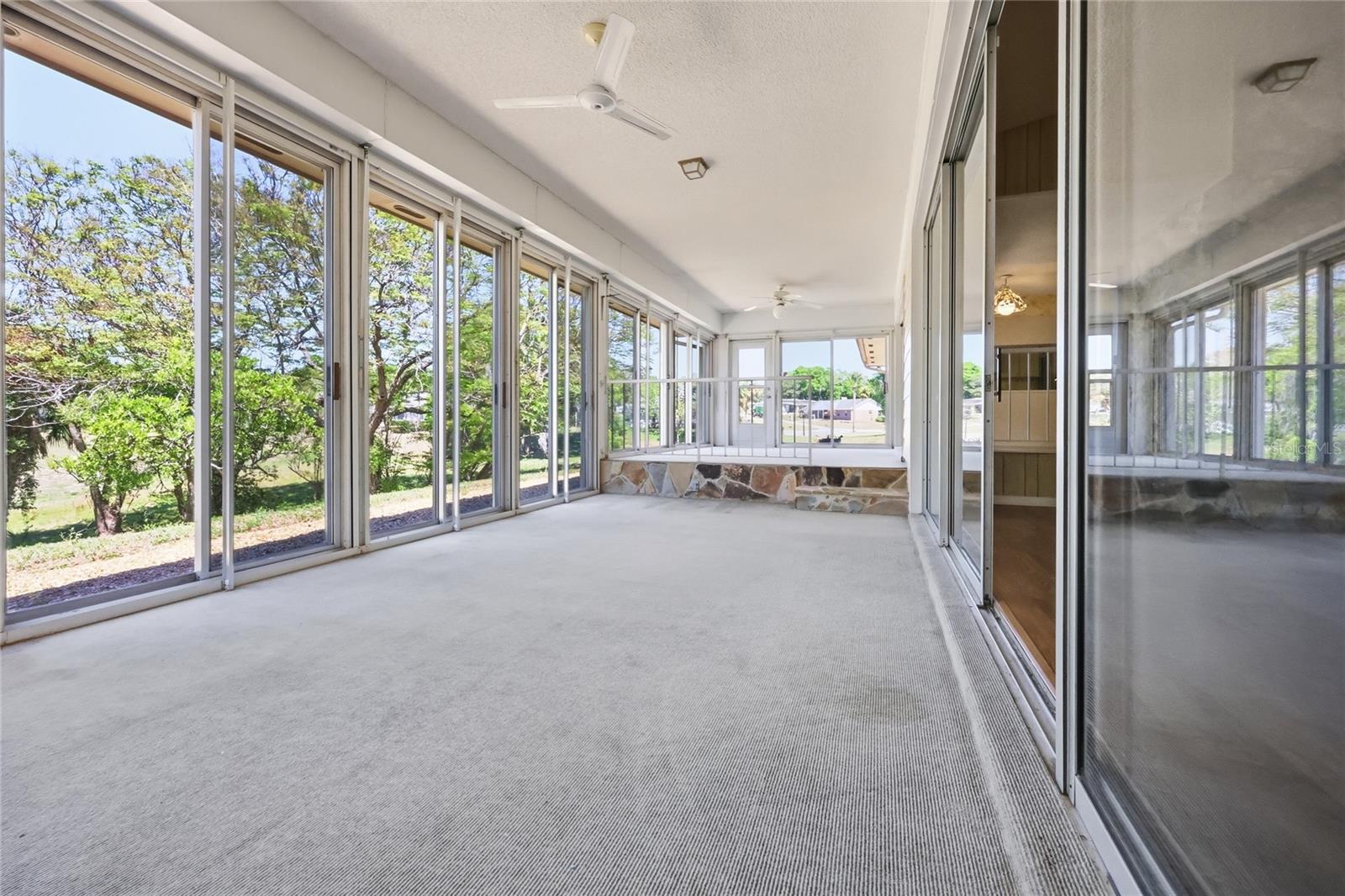 1352 ERROL PKWY, APOPKA, FL, 32712
