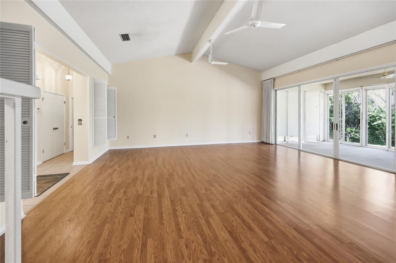 1352 ERROL PKWY, APOPKA, FL, 32712