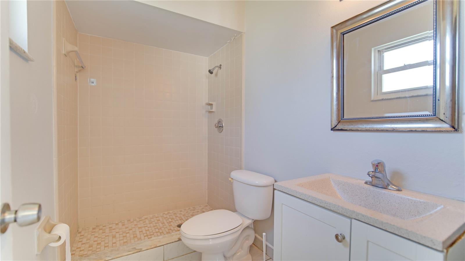 637 MESILLA DR, KISSIMMEE, FL, 34758
