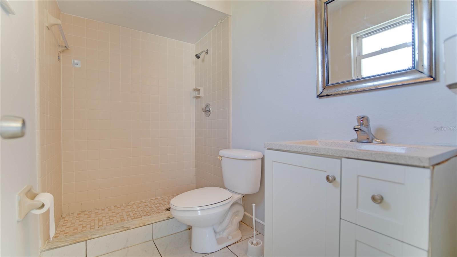 637 MESILLA DR, KISSIMMEE, FL, 34758