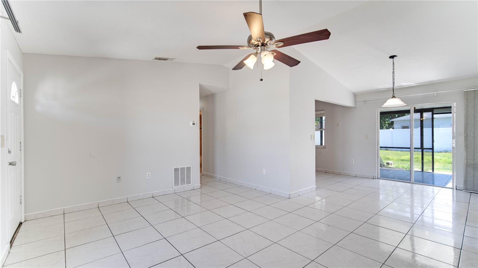 637 MESILLA DR, KISSIMMEE, FL, 34758