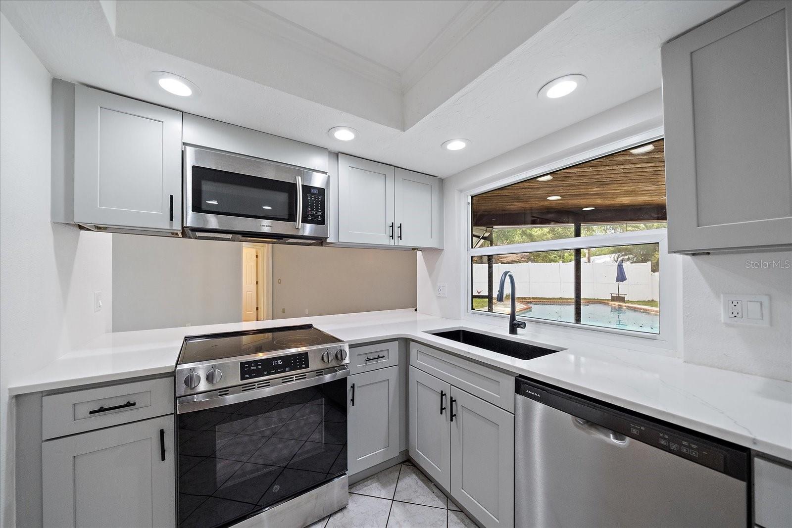 6416 SAMOA DR, SARASOTA, FL, 34241