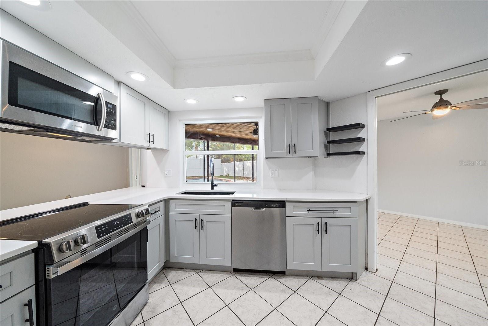 6416 SAMOA DR, SARASOTA, FL, 34241