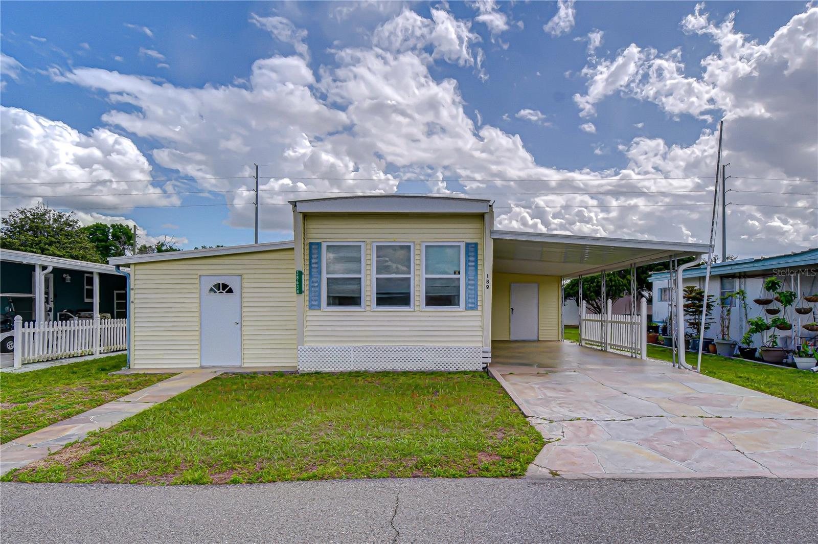 38634 LANSING AVE, ZEPHYRHILLS, FL, 33542