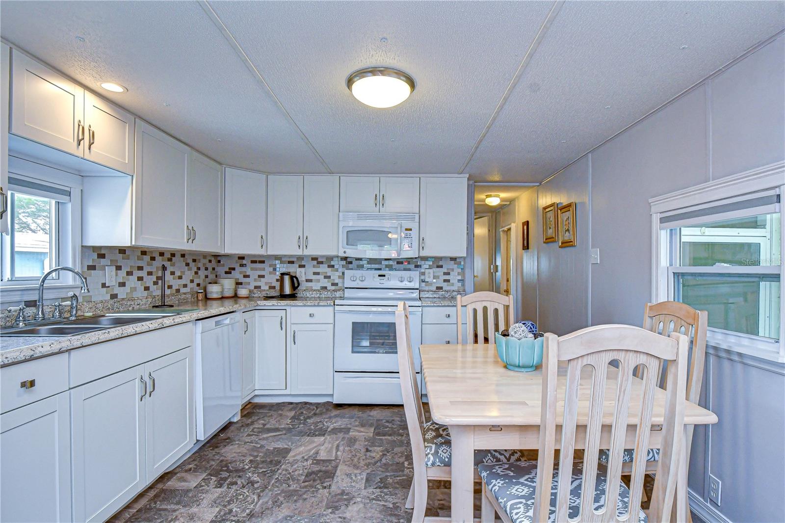 38634 LANSING AVE, ZEPHYRHILLS, FL, 33542