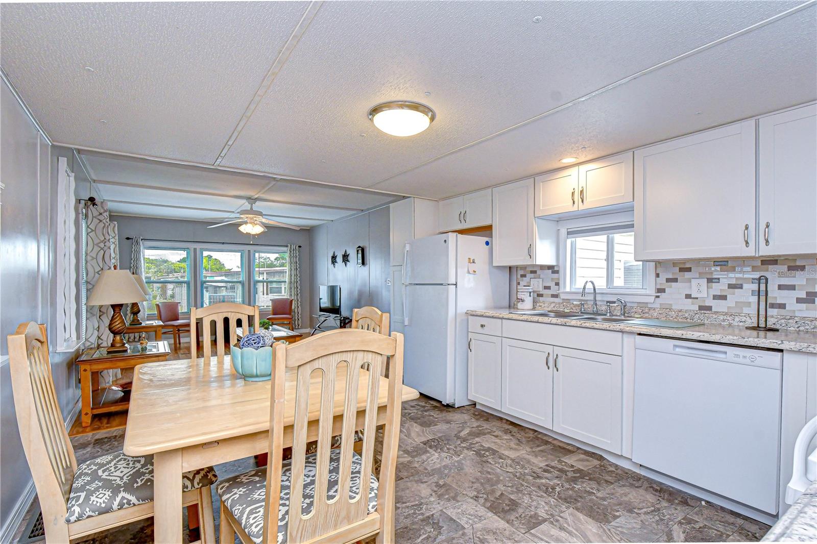 38634 LANSING AVE, ZEPHYRHILLS, FL, 33542