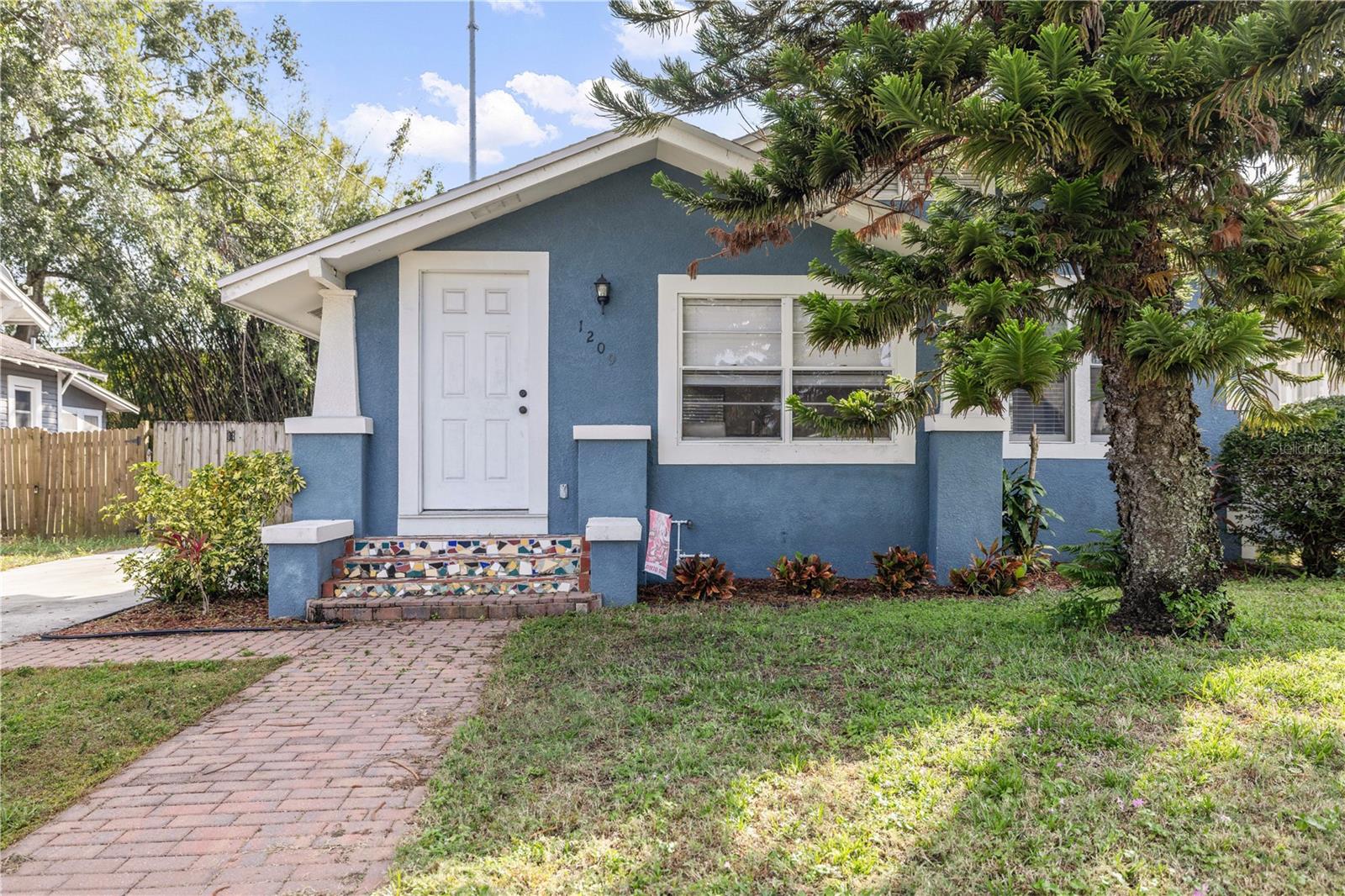 1209 E IDA ST, TAMPA, FL, 33603