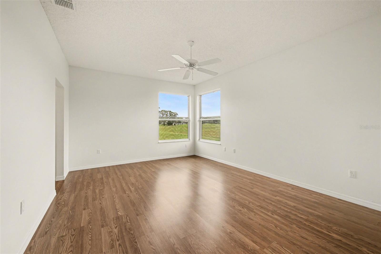 512 GRAND VISTA TRL, LEESBURG, FL, 34748