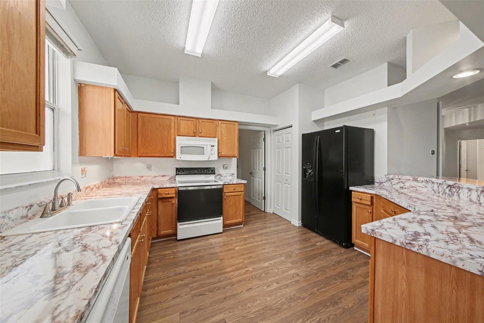 512 GRAND VISTA TRL, LEESBURG, FL, 34748