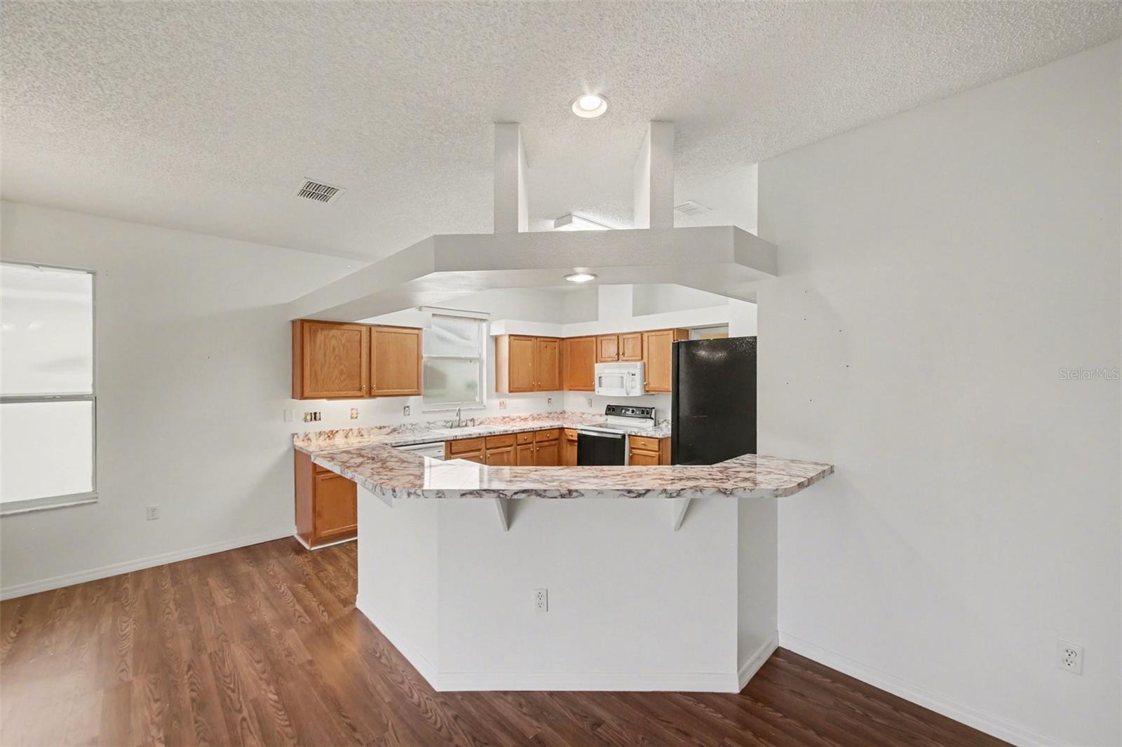 512 GRAND VISTA TRL, LEESBURG, FL, 34748