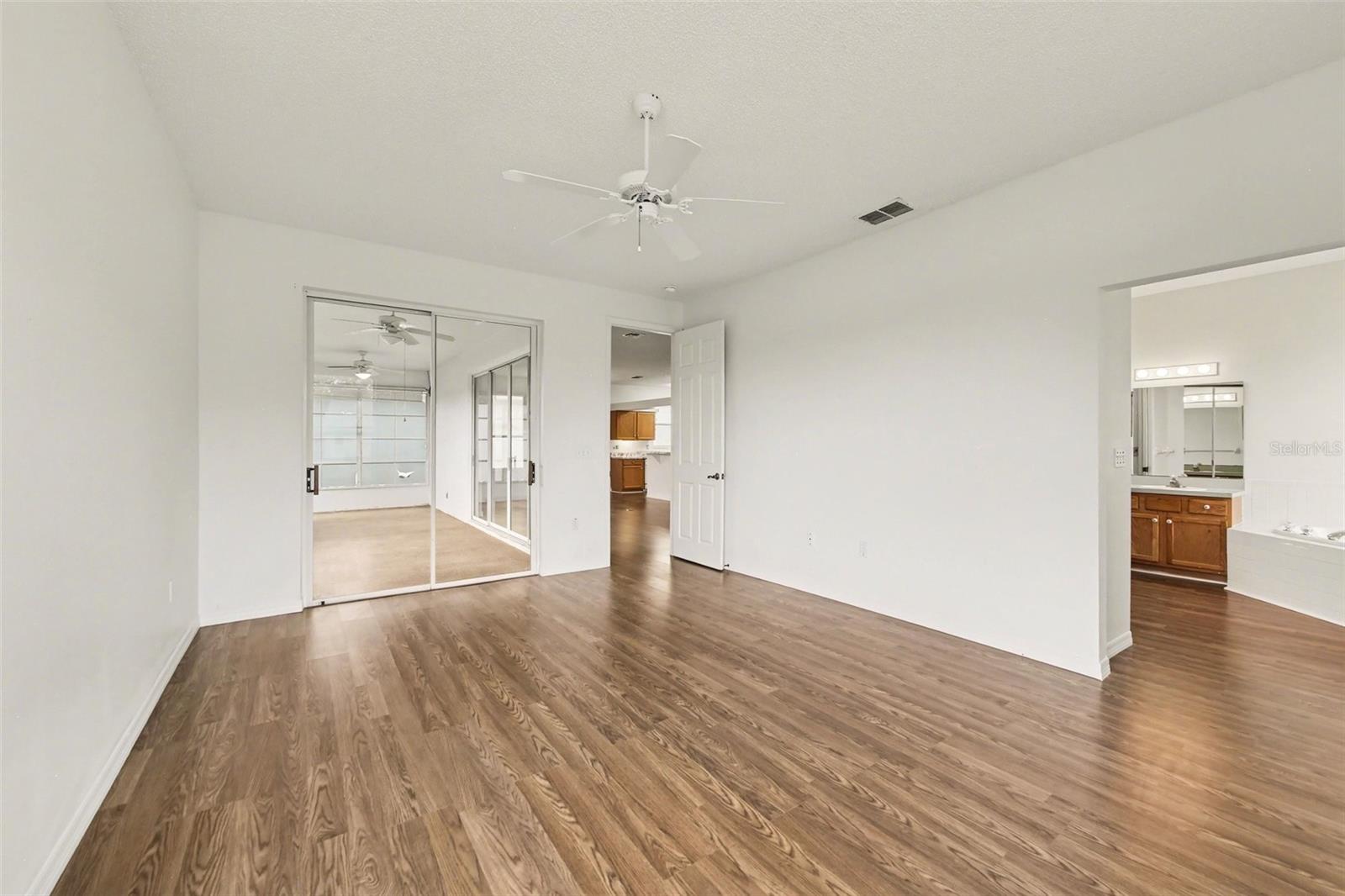 512 GRAND VISTA TRL, LEESBURG, FL, 34748