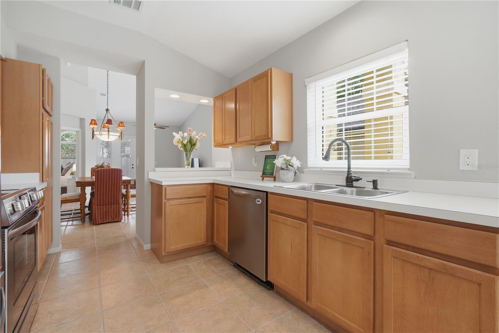 10635 SATINWOOD CIR, ORLANDO, FL, 32825