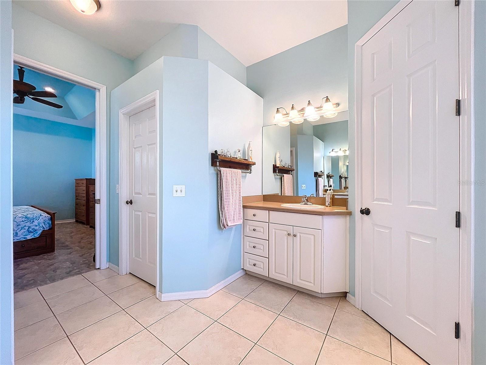 5825 HIGH RIDGE LOOP, LAKELAND, FL, 33812